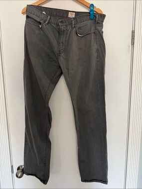 Dockers Men's Straight Jeans in Gray